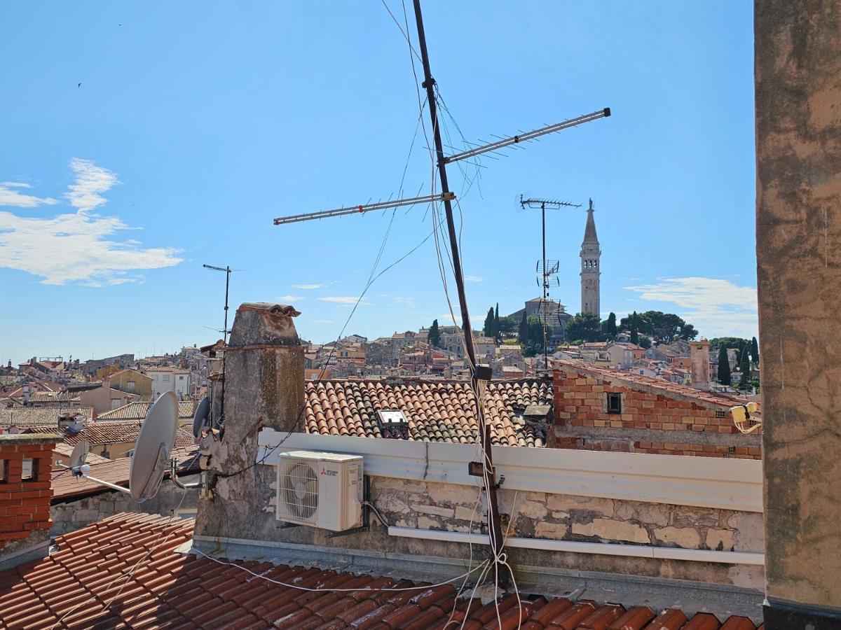 Mare Fuori With Terrace Apartment Rovinj